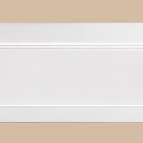 Плинтус Decomaster (A) 104 (2000x147x17) Белый