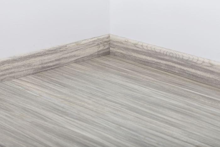 Шпонированный плинтус Tarkett Art  (2400х80х20) Дуб Shades of Gray